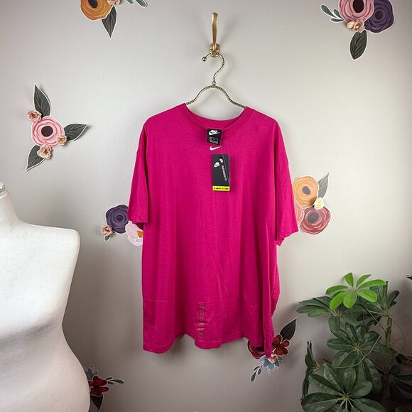 Nike Oversized Hot Pink Logo Tee - Size - XL - Picture 1 of 6